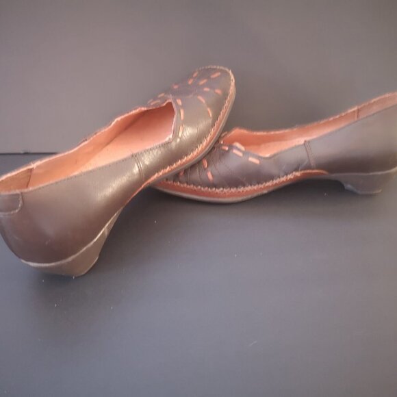 Spring Step Cymone Ladies Size 6 Leather Upper Dark Brown Slip On Shoes - Picture 2 of 8